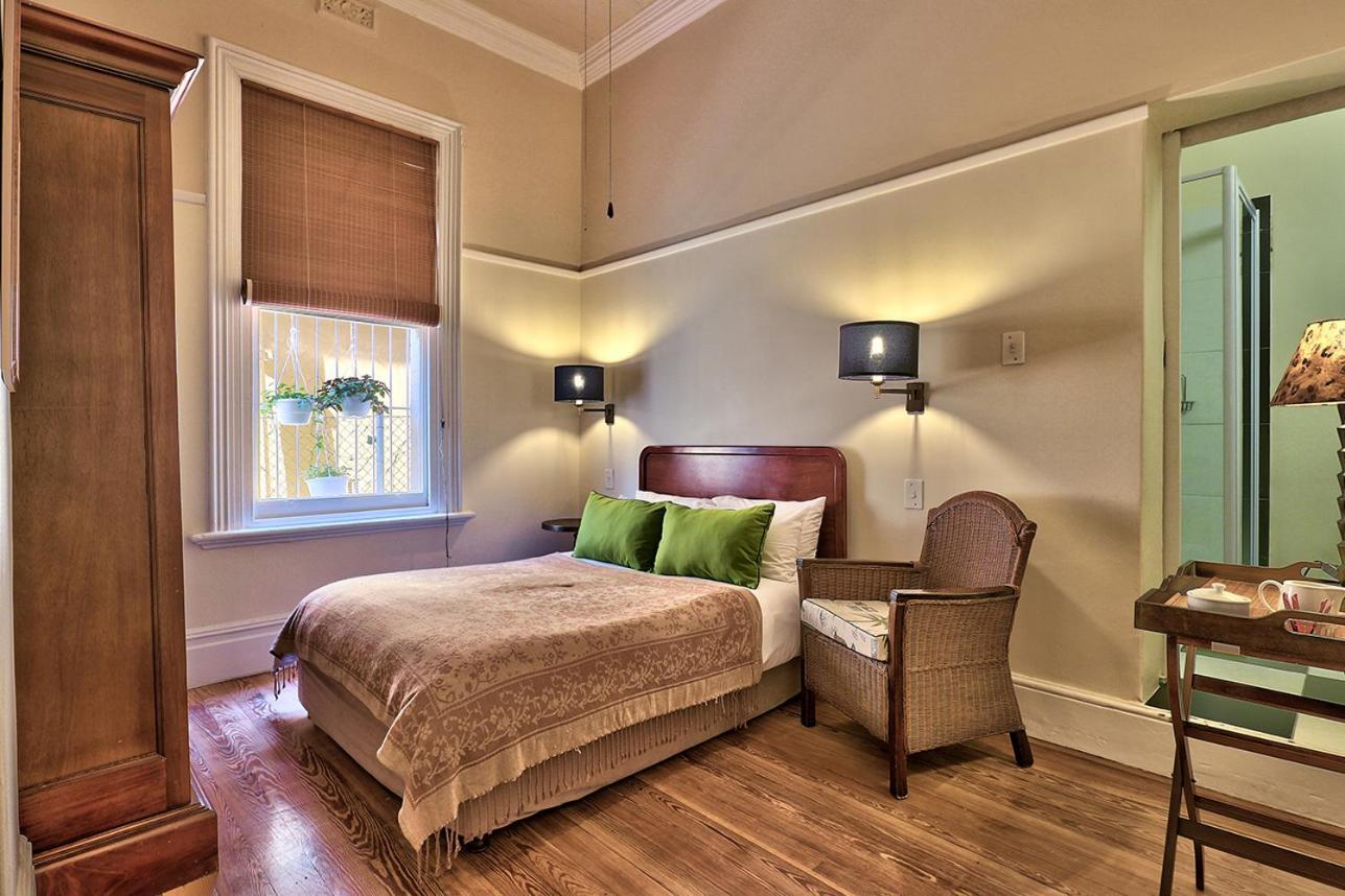The Cape Colonial Guest House Cape Town Bagian luar foto