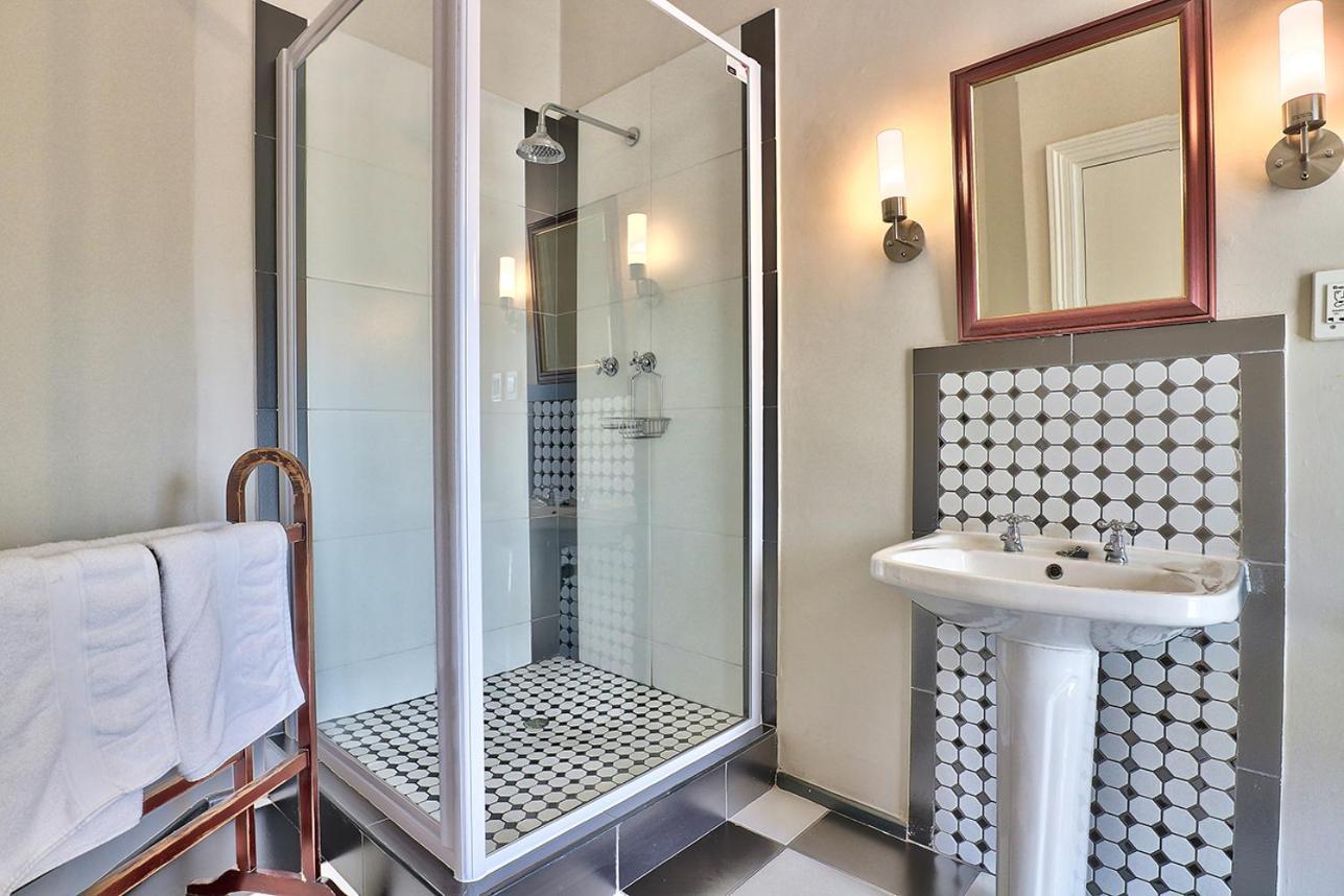 The Cape Colonial Guest House Cape Town Bagian luar foto